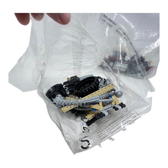 LEGO Bionicle Thornatus V9 8995 NO BOX Partially Incomplete? READ Replacements - Picture 7 of 10